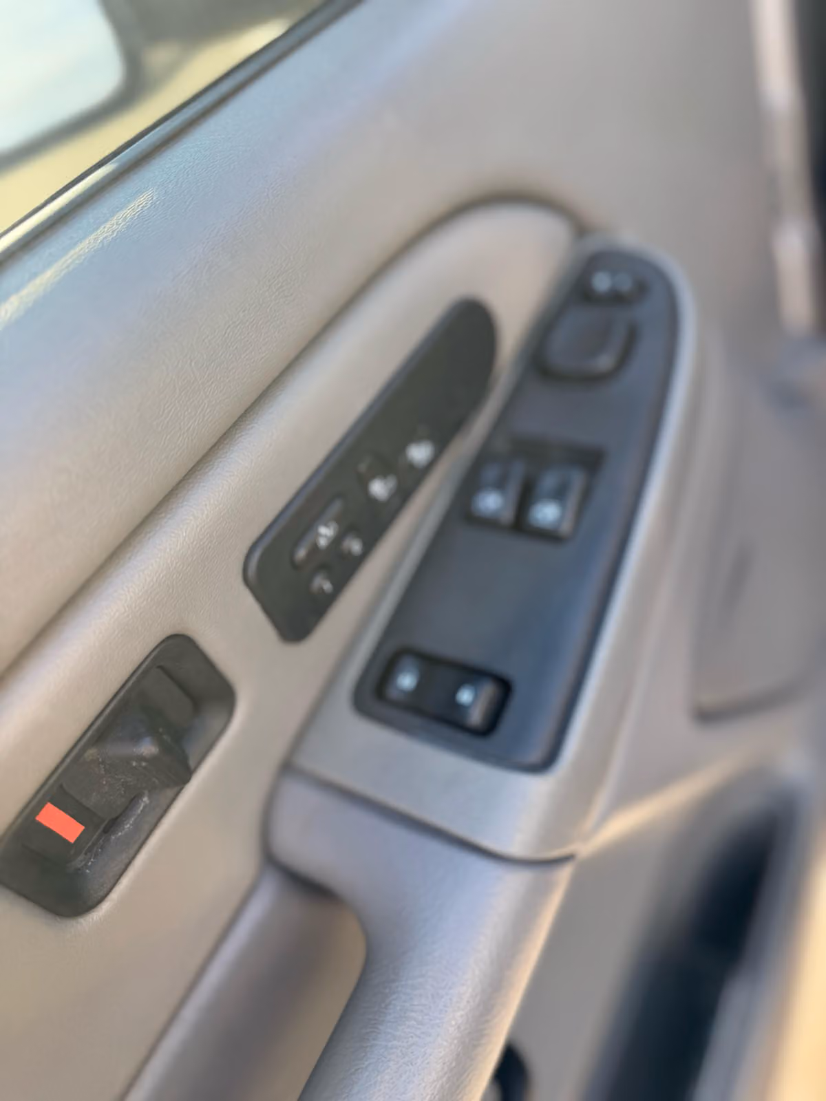 2005 Chevrolet Silverado 2500HD LT Image 16