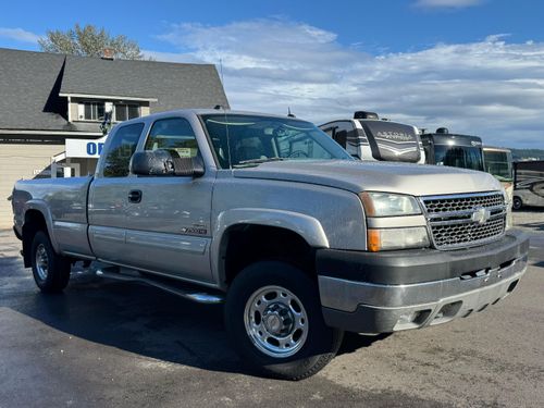 20037 - 2005 Chevrolet Silverado 2500HD LT