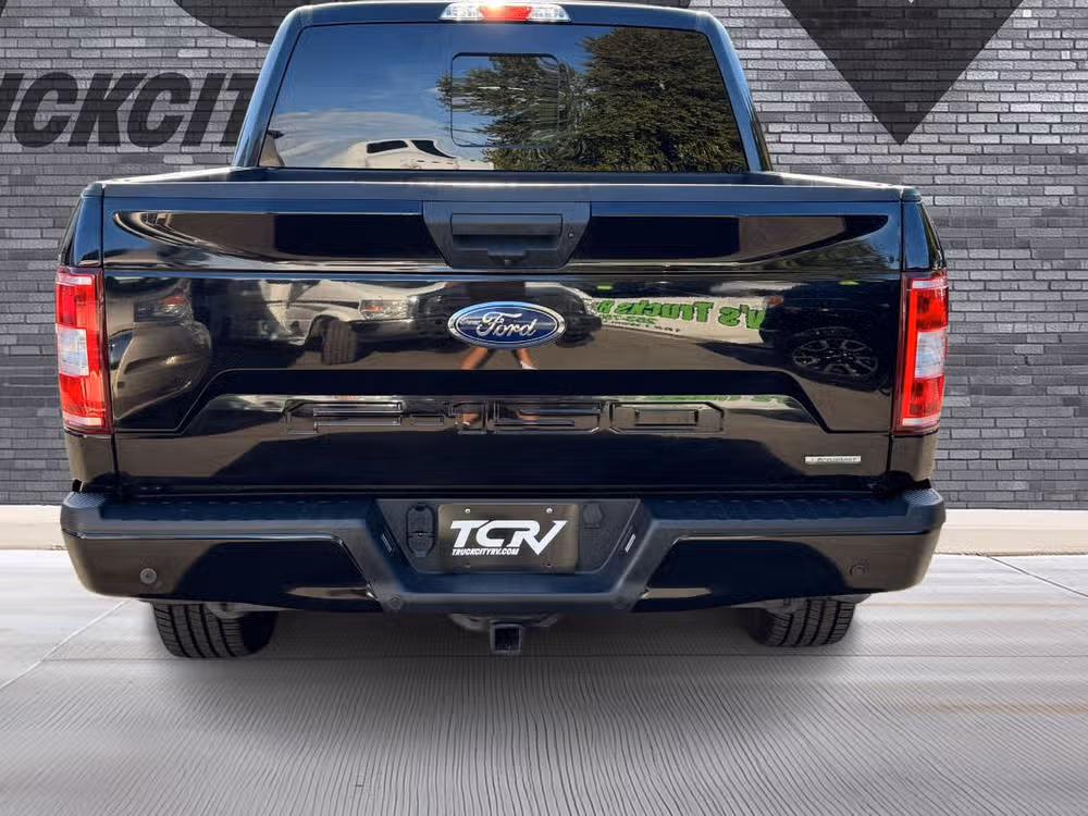 2019 Ford F-150 XLT Lower Image 2