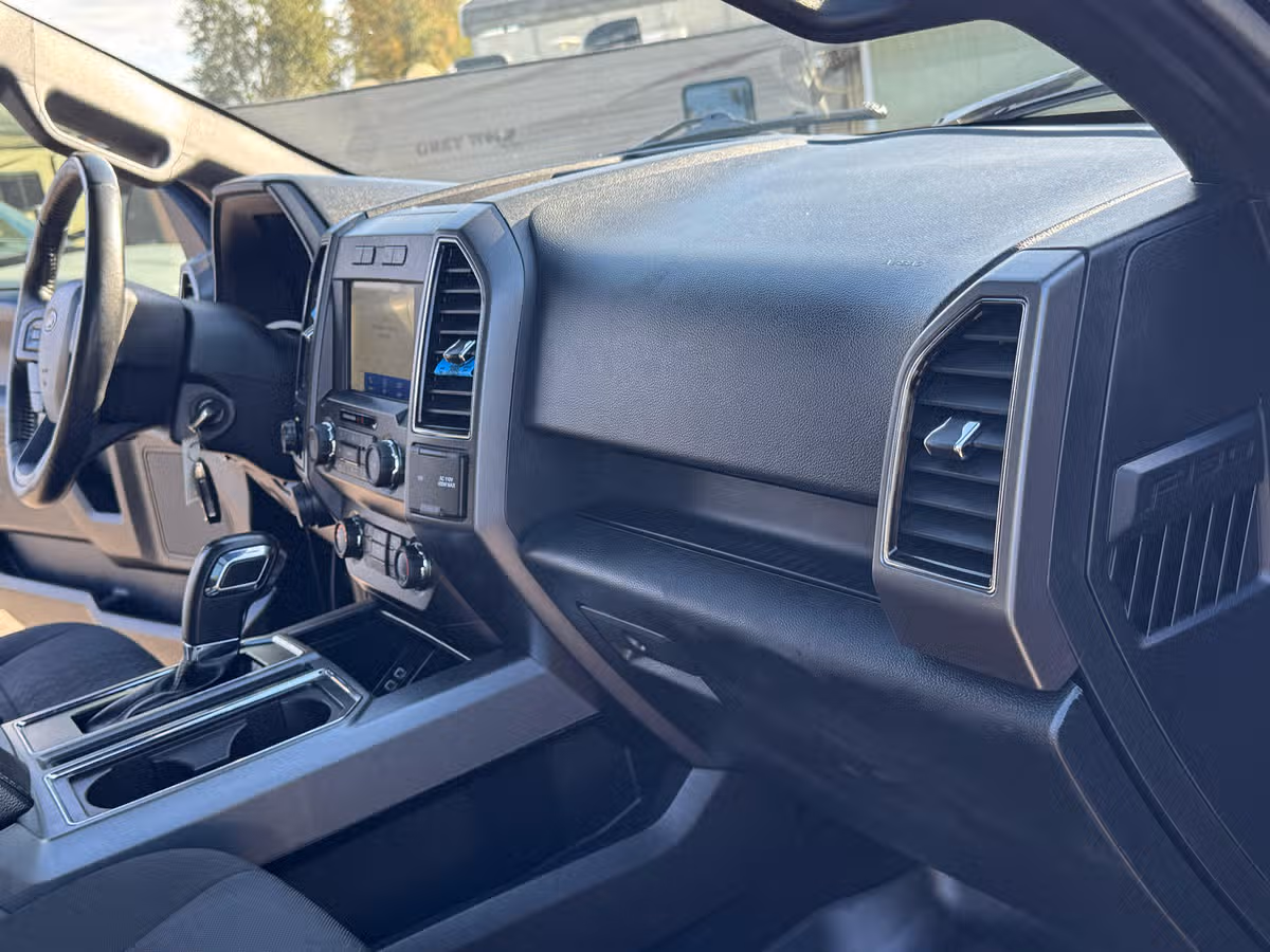 2019 Ford F-150 XLT Image 24