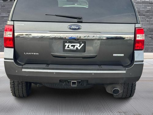 2017 Ford Expedition Limited Lower Image 2