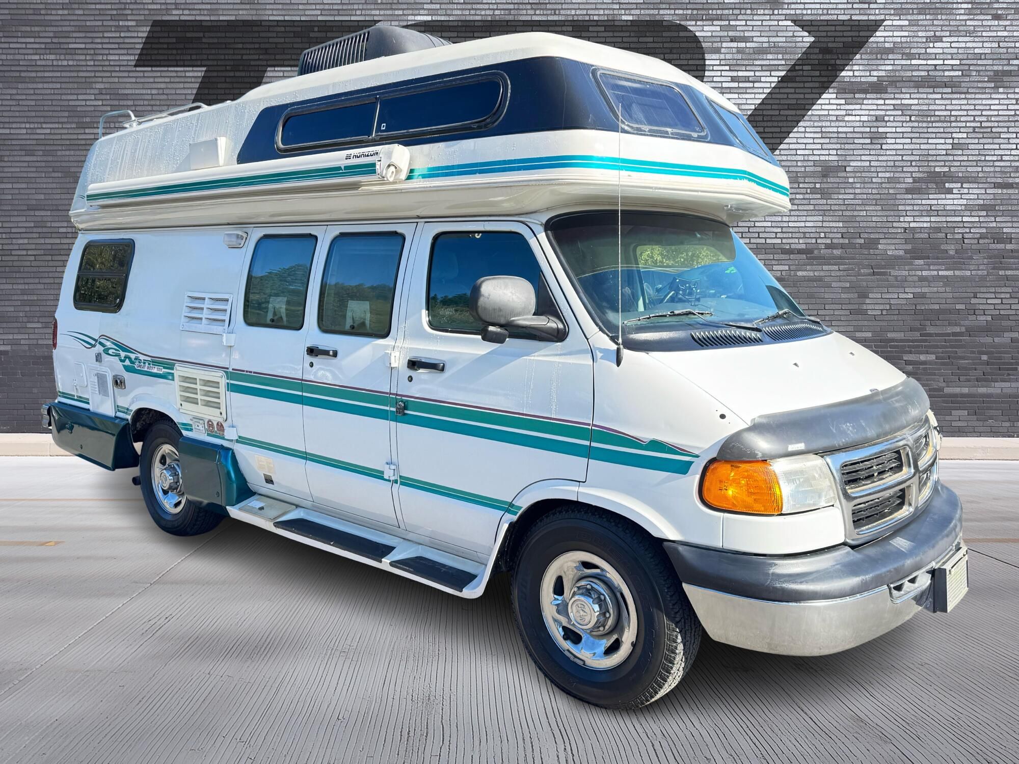 2000 Dodge Ram Van Base's photo