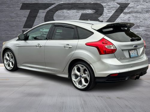 2013 Ford Focus ST Lower Image 3