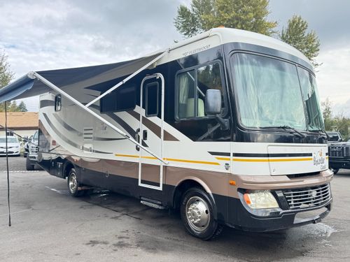 1375 - 2011 Fleetwood Bounder