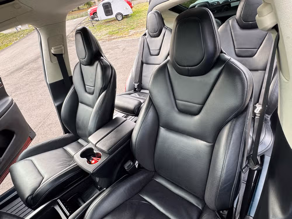 2016 Tesla Model X P90D Image 12