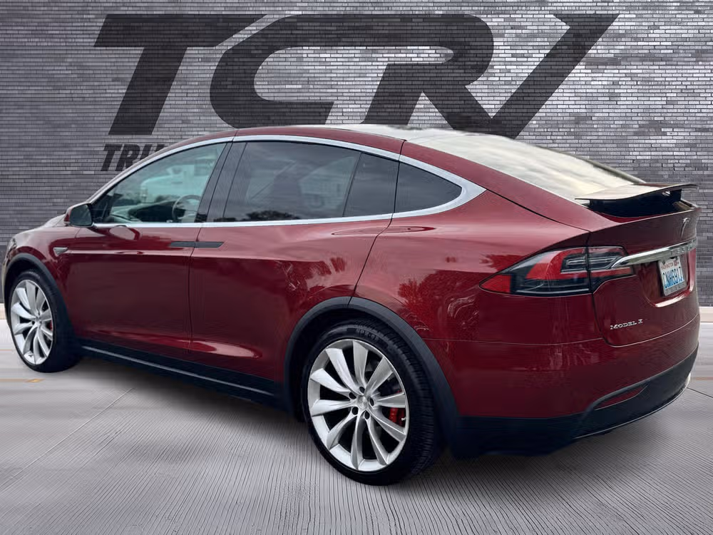 2016 Tesla Model X P90D Image 8