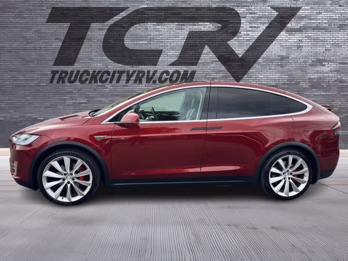 2016 Tesla Model X P90D Image 7