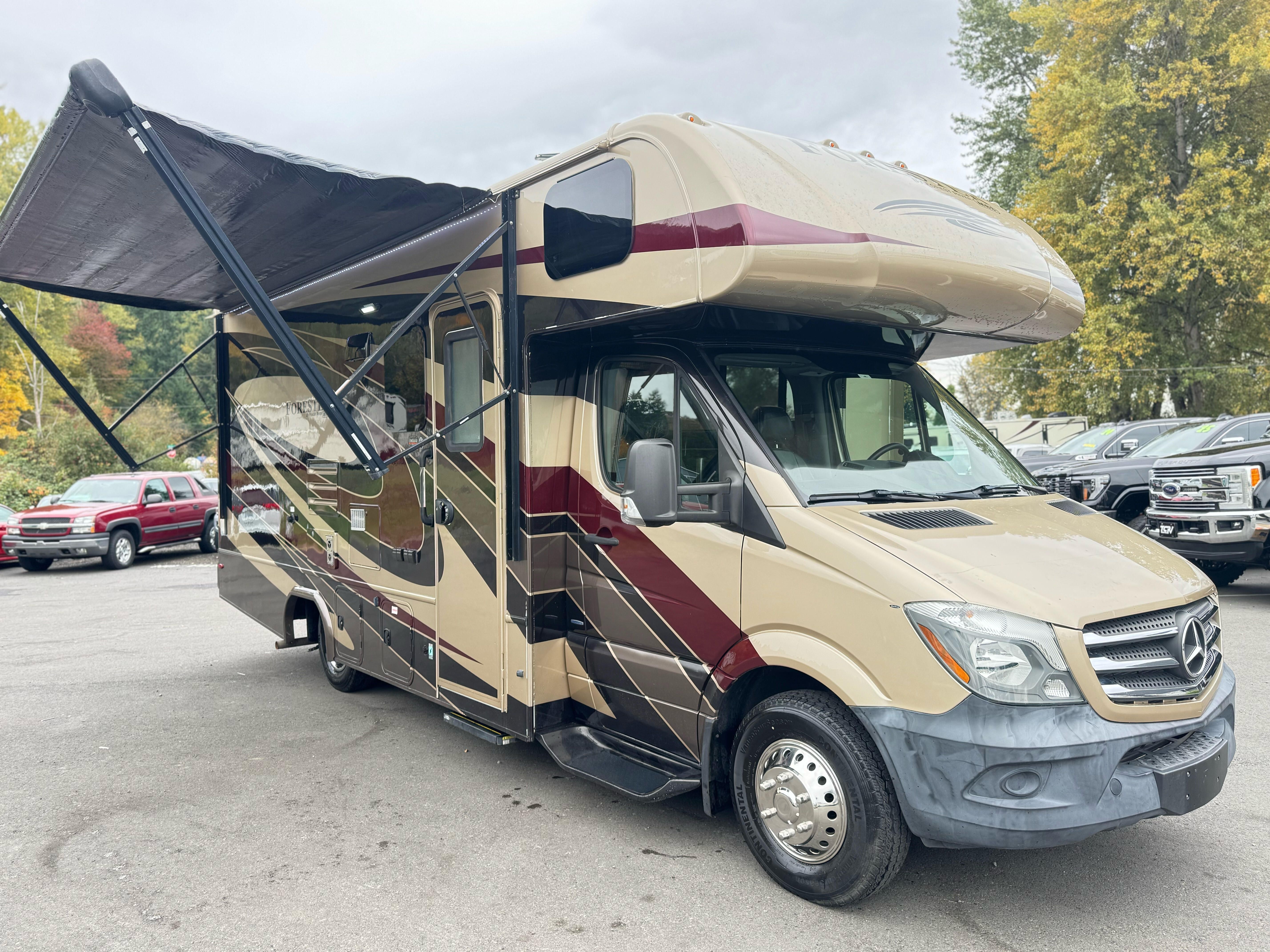 2016 Mercedes-Benz Sprinter Cab Chassis Base