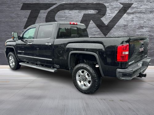 2016 GMC Sierra 3500HD Denali Lower Image 3