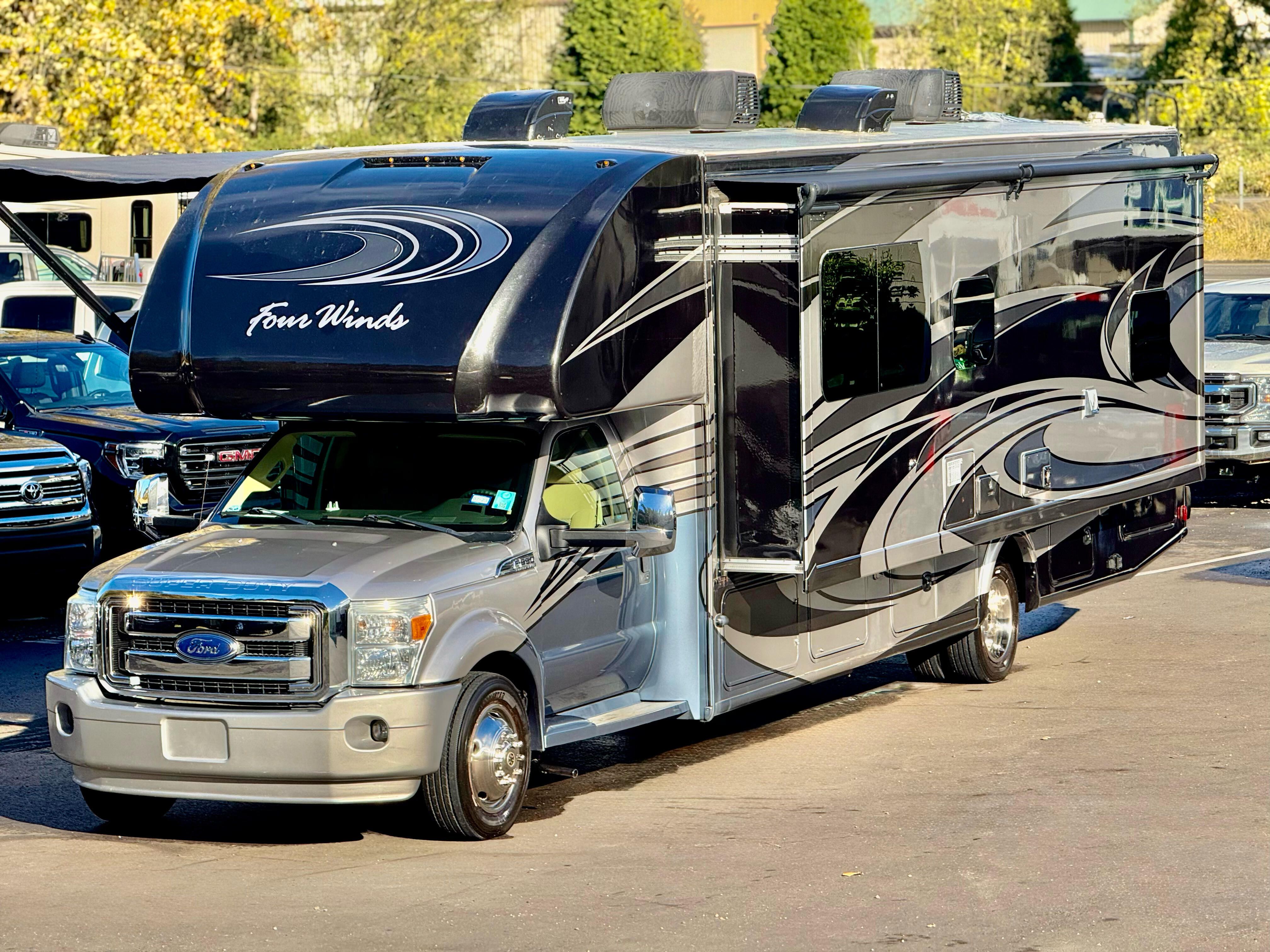 2016 Ford F-550's photo