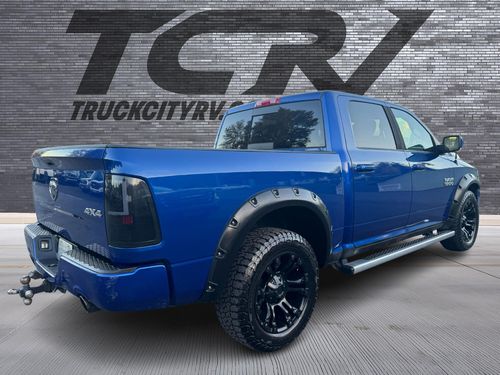 2014 Ram 1500 Sport Lower Image 1