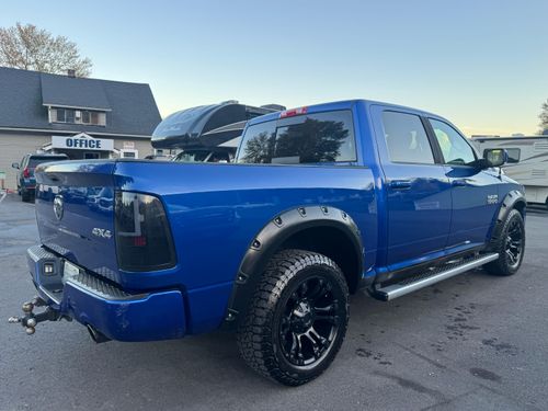 2014 Ram 1500 Sport Lower Image 1