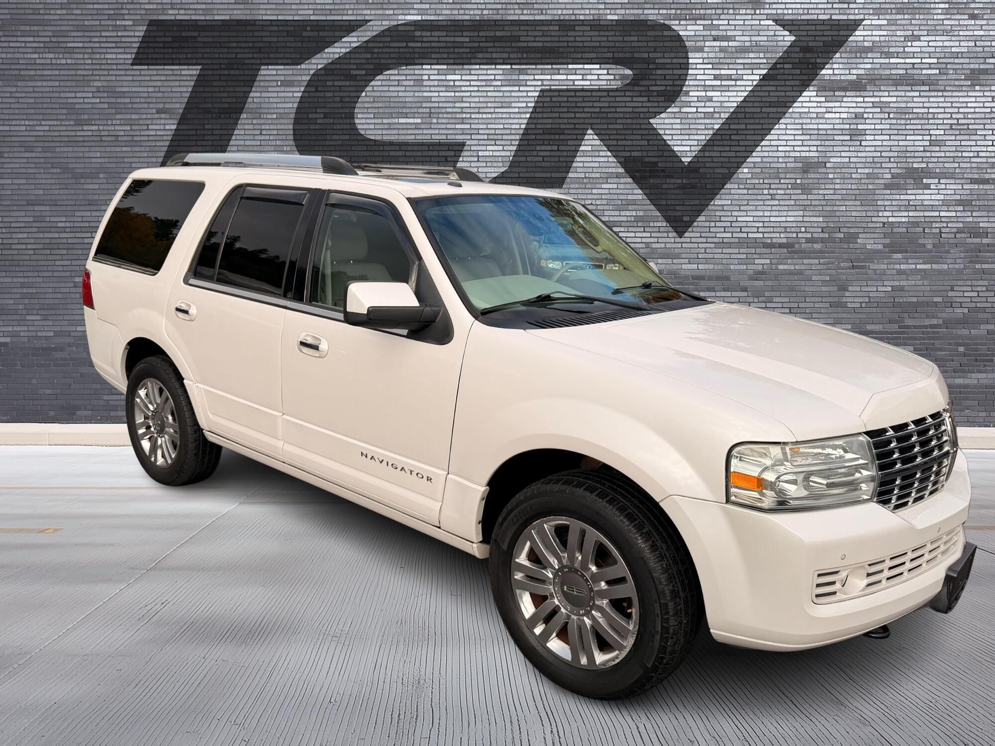 2011 Lincoln Navigator Base's photo