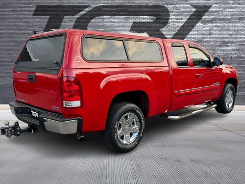 2011 GMC Sierra 1500 SLE Extended Cab 4x4 39,911 low miles Lower Image 1