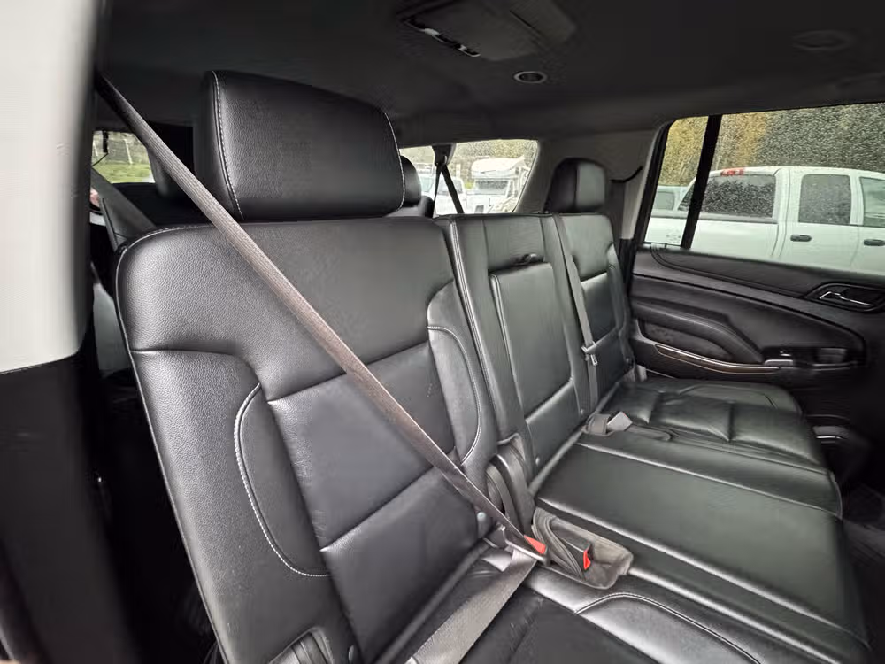 2019 Chevrolet Suburban LT Image 26