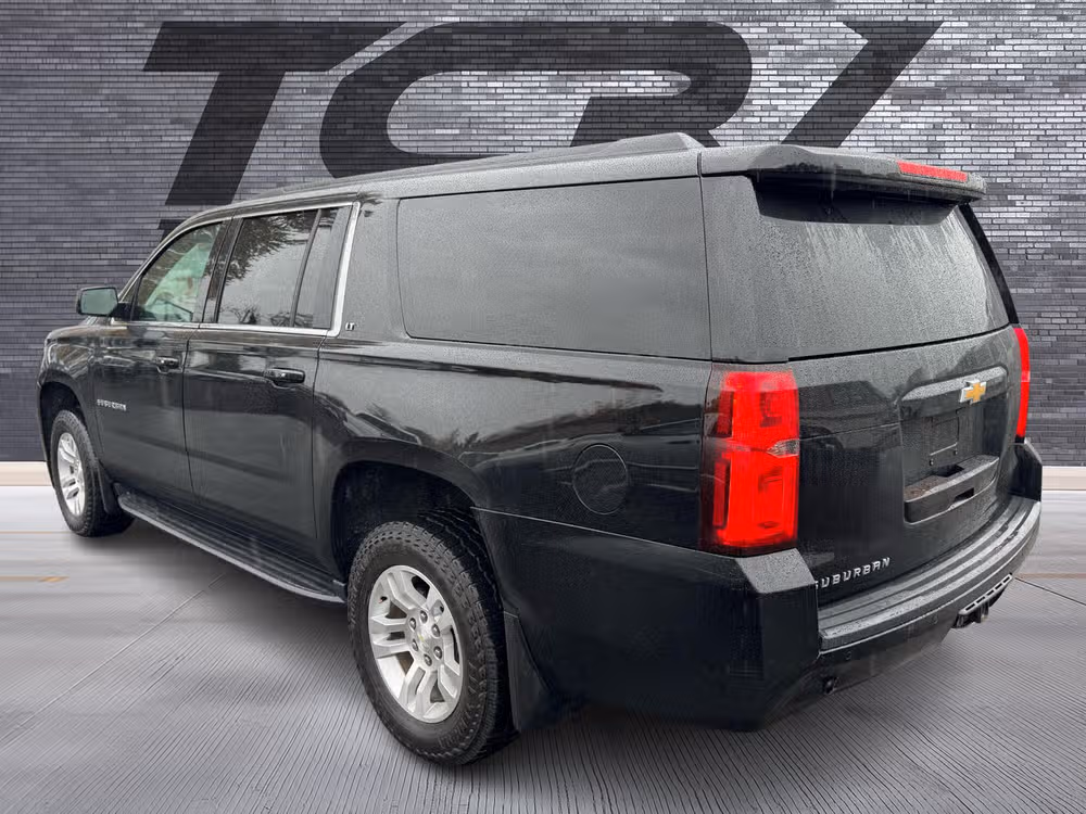 2019 Chevrolet Suburban LT Image 8
