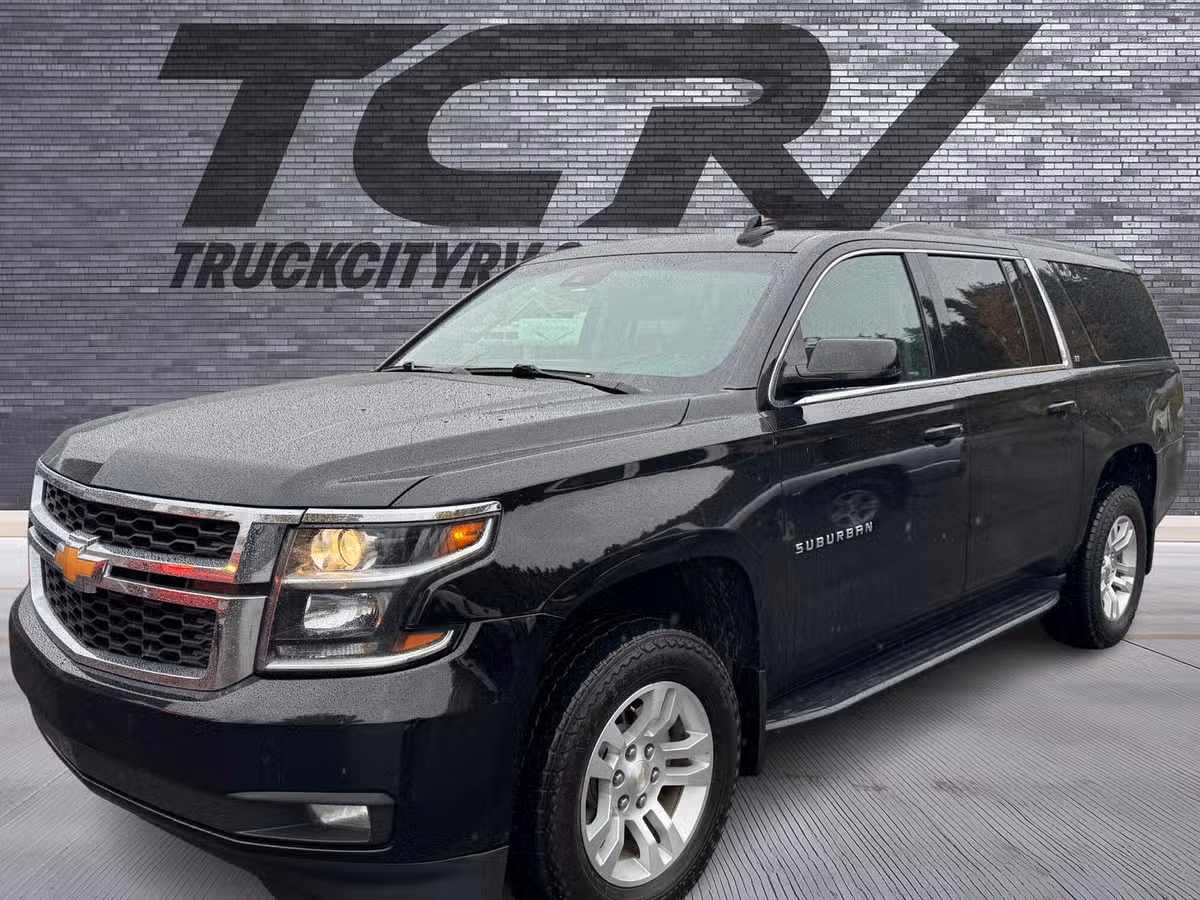 2019 Chevrolet Suburban LT Image 6