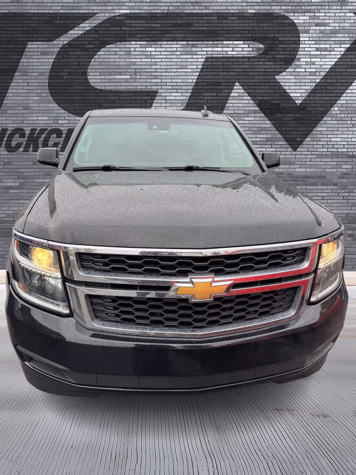 2019 Chevrolet Suburban LT Image 5