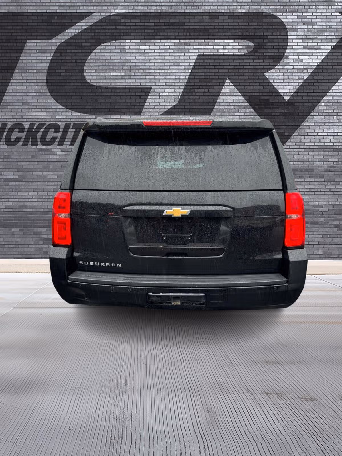 2019 Chevrolet Suburban LT Image 4
