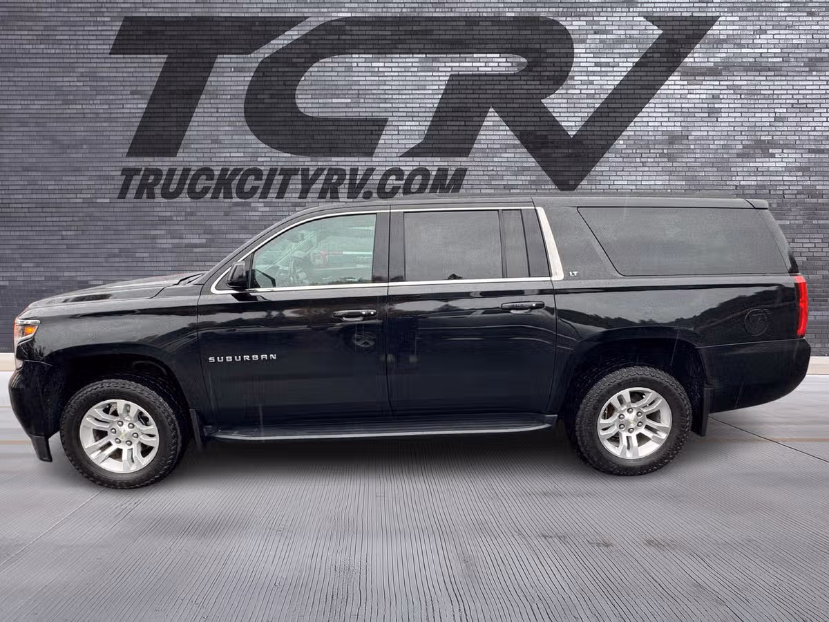 2019 Chevrolet Suburban LT Image 7