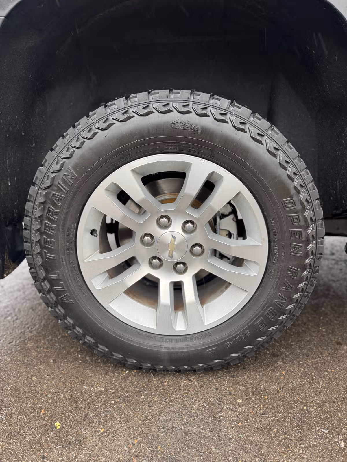 2019 Chevrolet Suburban LT Image 9