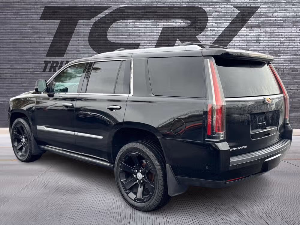 2018 Cadillac Escalade Premium Luxury Image 9