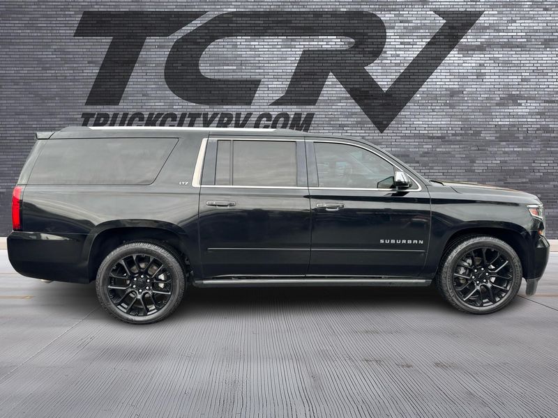 2015 Chevrolet Suburban LTZ Upper Image 2