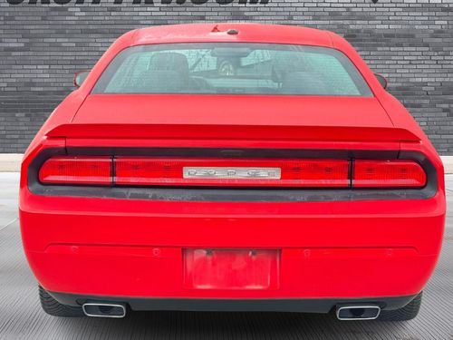 2014 Dodge Challenger Lower Image 2