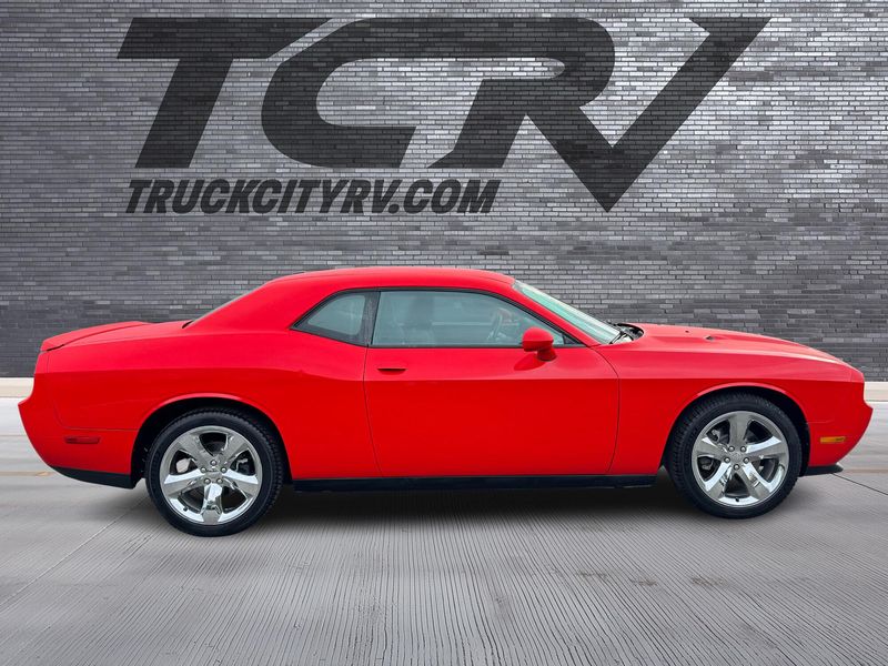 2014 Dodge Challenger Upper Image 2