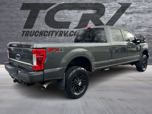 2019 Ford F-350 Super Duty Lariat Lower Image 1