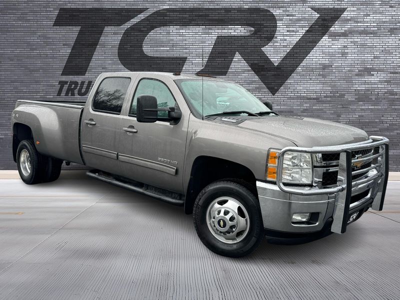 2013 Chevrolet Silverado 3500HD LTZ Upper Image 1