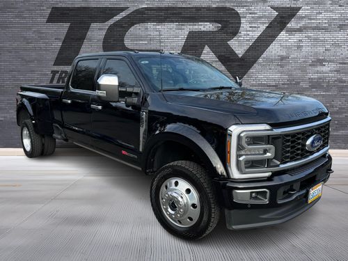 2026 Ford F-450 Super Duty Platinum
