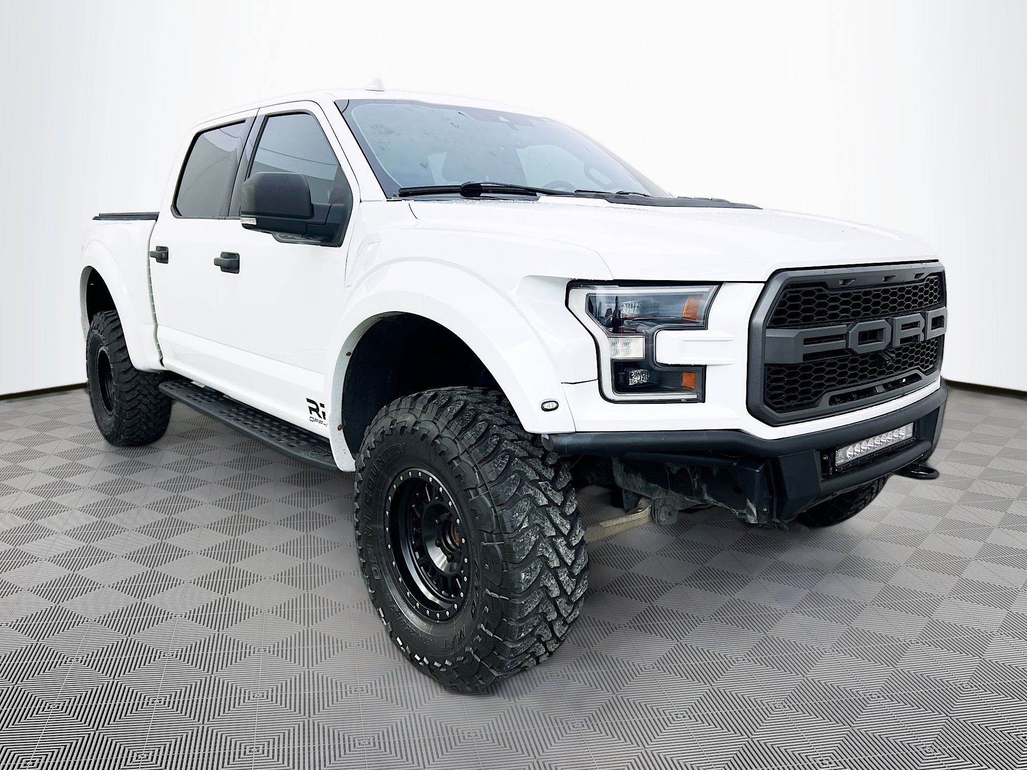 2019 Ford F-150 Raptor SuperCrew 4WD