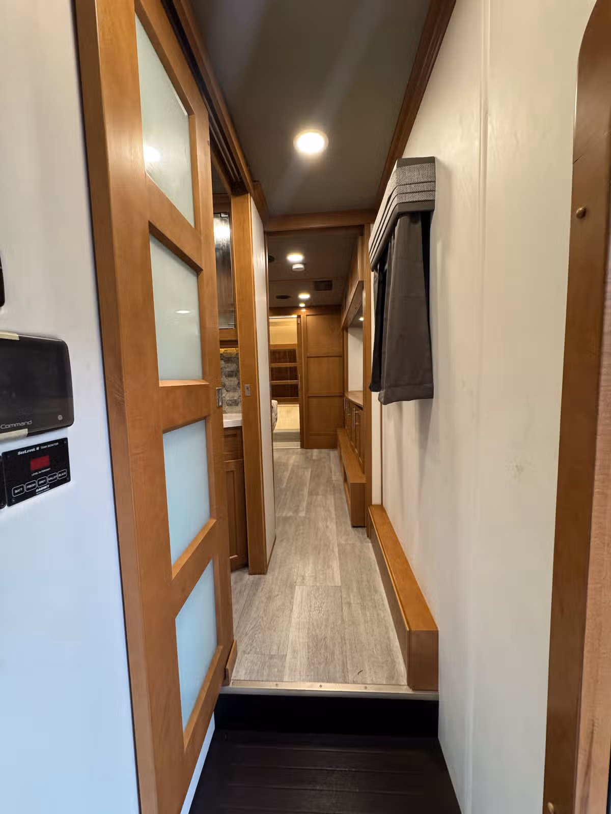 2025 Luxe 48FB Toy Hauler Image 16