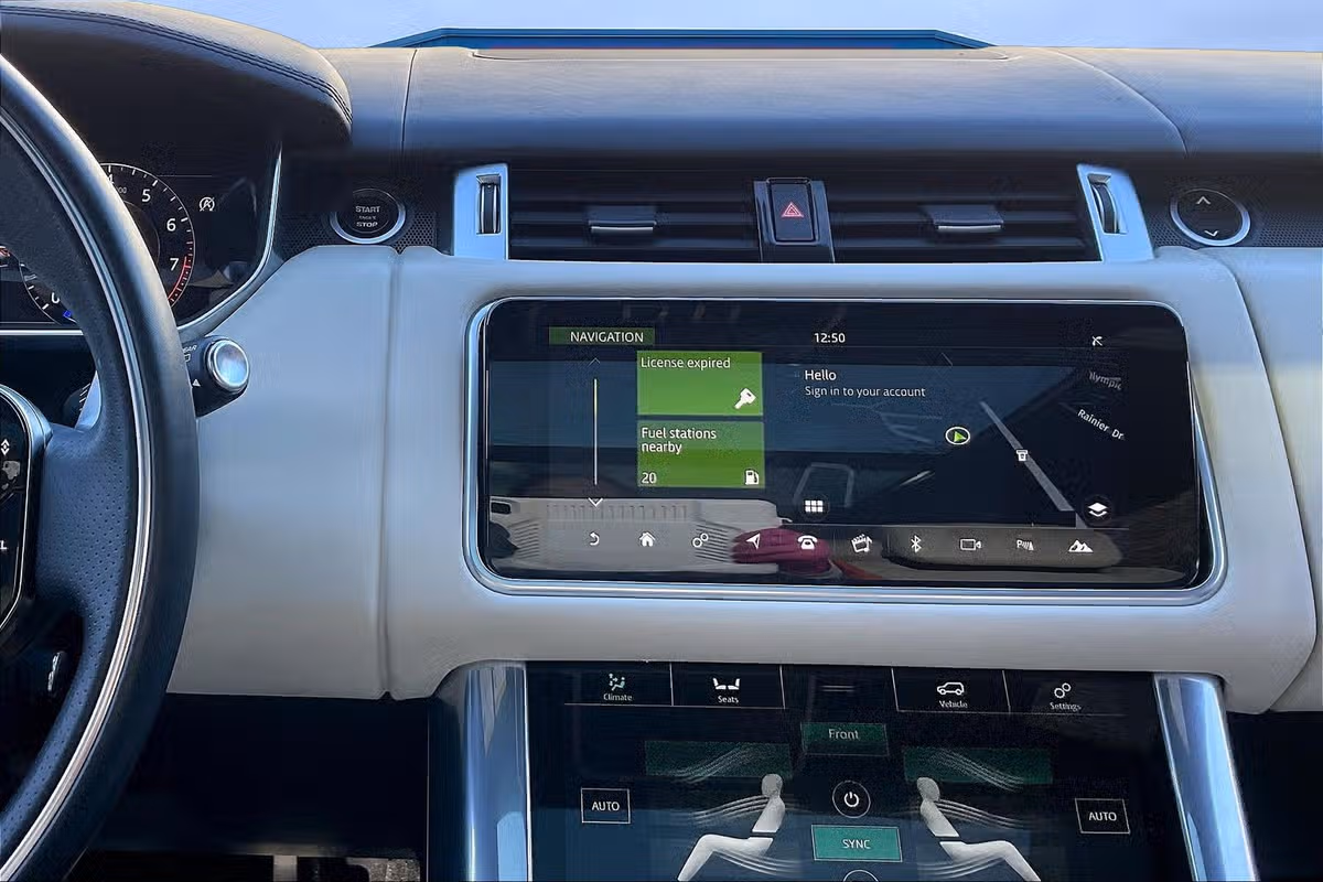 2019 Land Rover Range Rover Sport HSE Dynamic Image 6