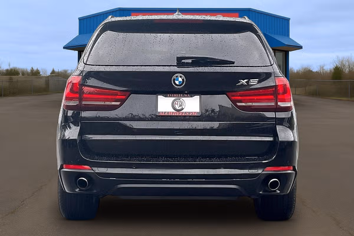 2015 BMW X5 xDrive35i Image 4
