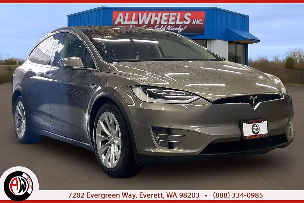 2016 Tesla Model X 60D's photo