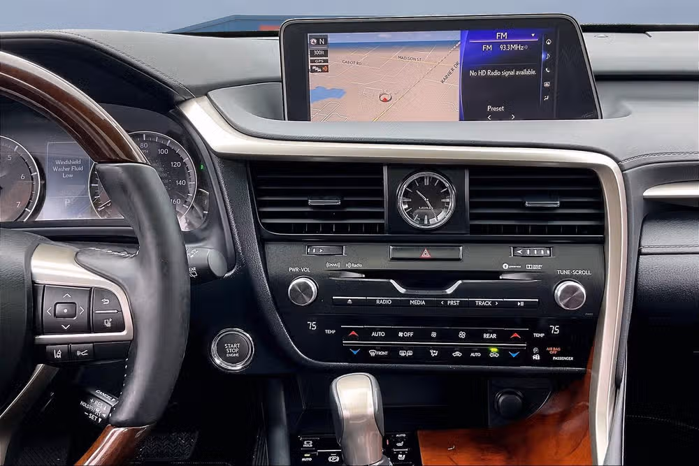 2019 Lexus RX 350L Base Image 6