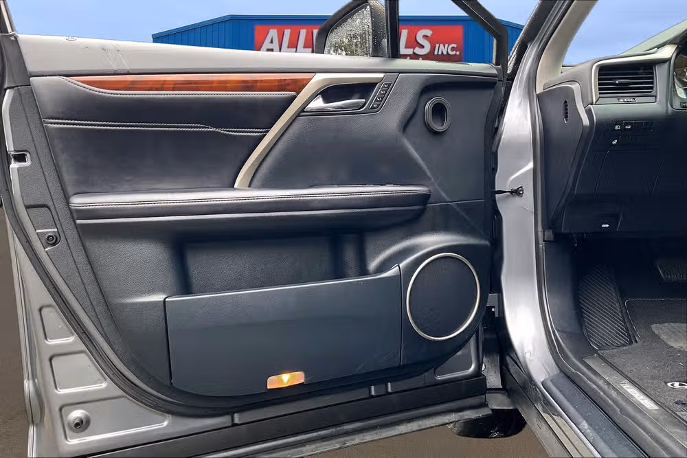 2019 Lexus RX 350L Base Image 21