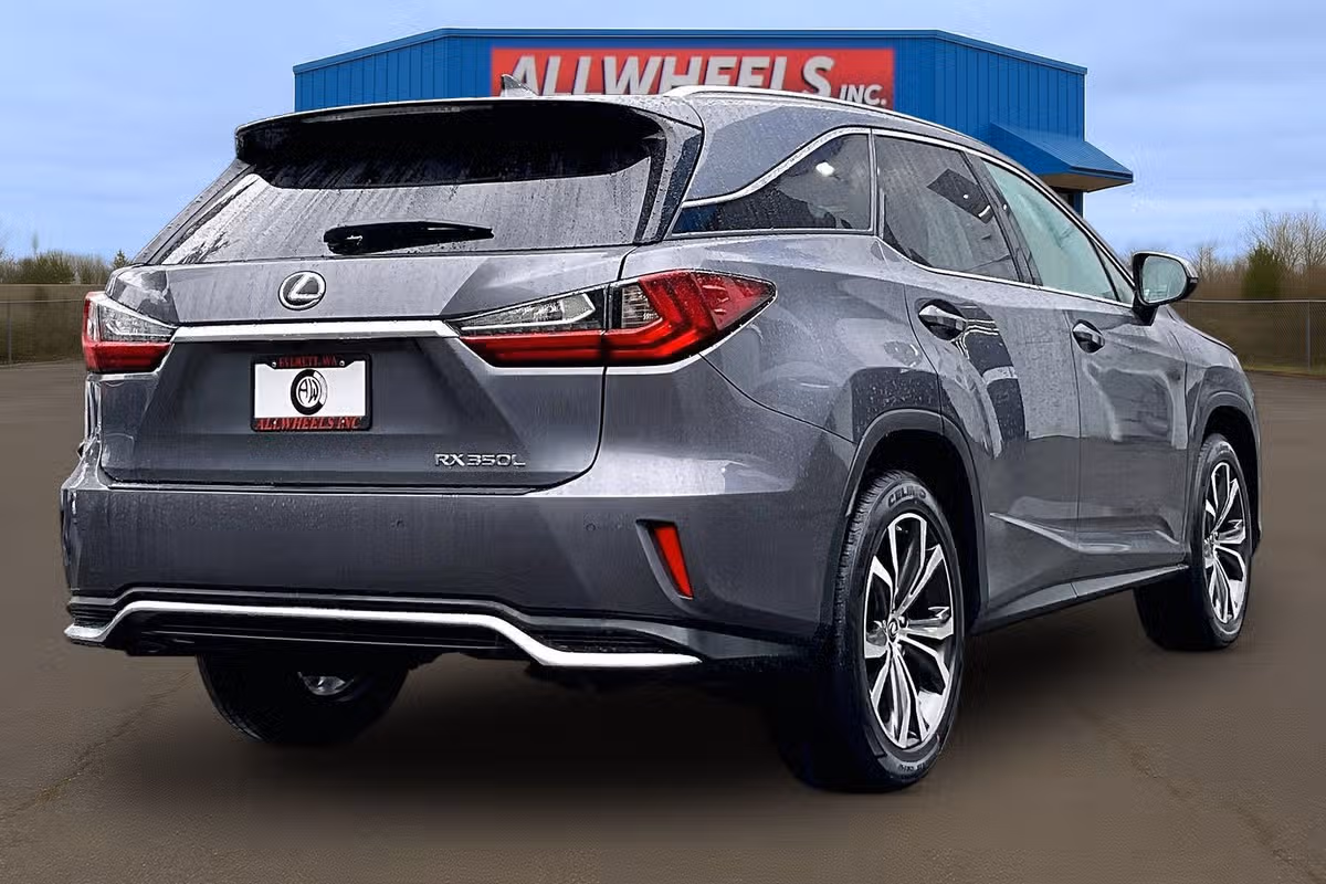 2019 Lexus RX 350L Base Image 11