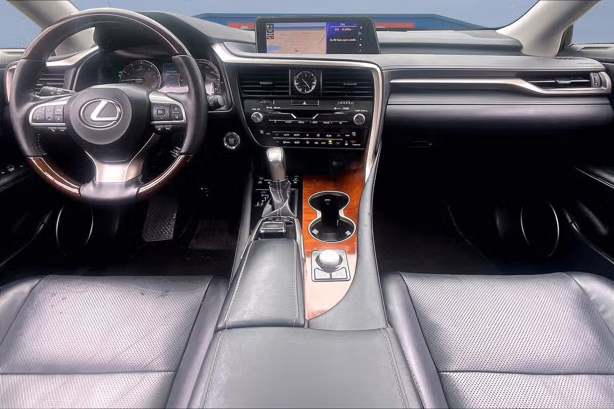 2019 Lexus RX 350L Base Image 14