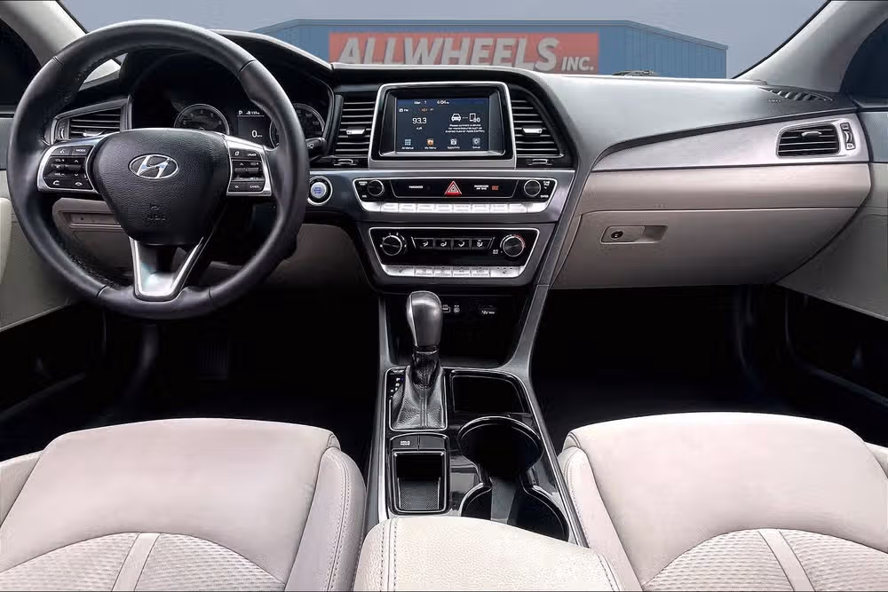 2018 Hyundai SONATA SEL Image 14