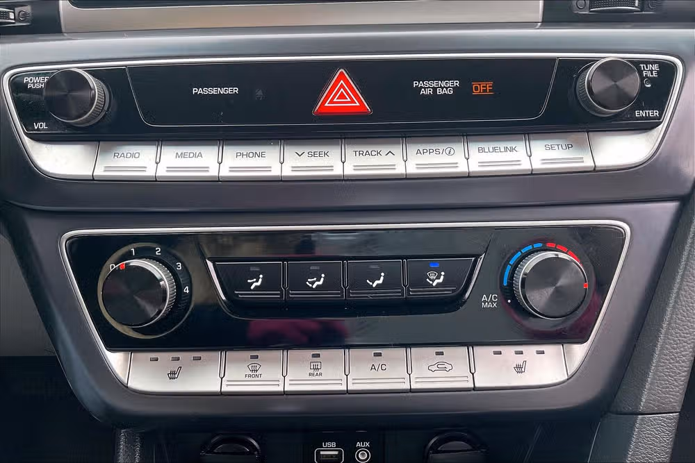 2018 Hyundai SONATA SEL Image 29