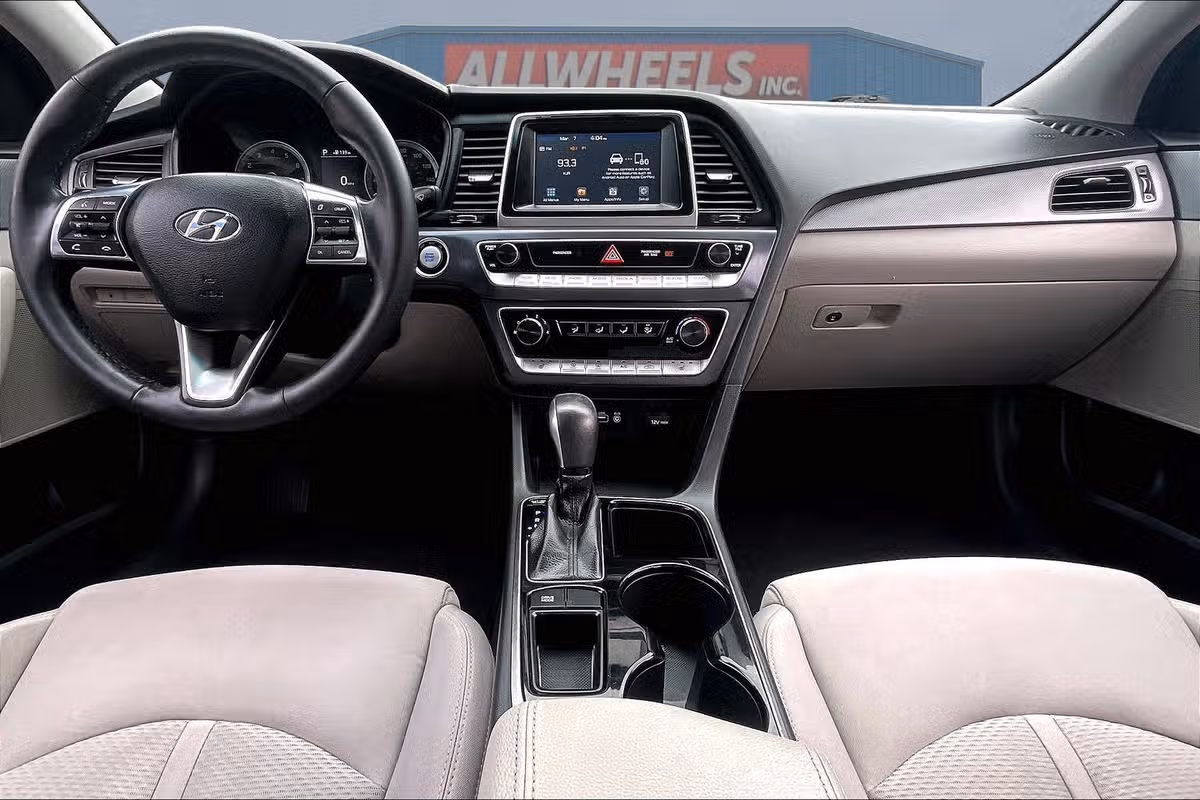 2018 Hyundai SONATA SEL Image 14