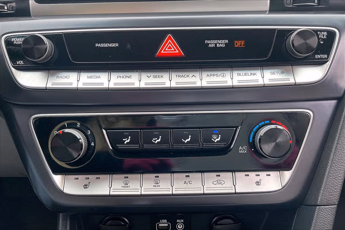 2018 Hyundai SONATA SEL Image 29