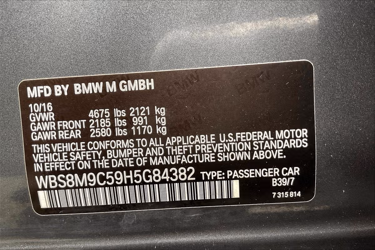 2017 BMW M3 COMPETITION 2 Image 32