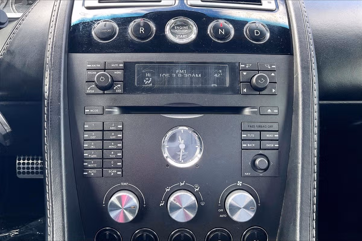 2008 Aston Martin V8 Vantage Roadster Image 25