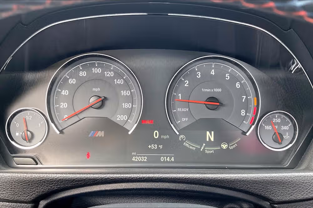 2019 BMW M4 Competition Image 18