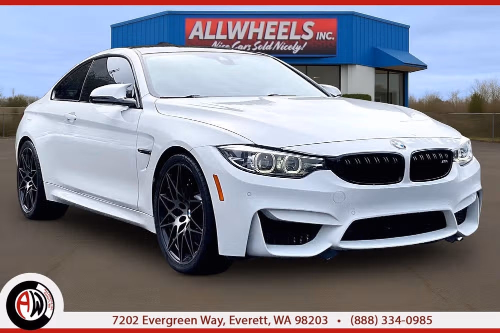 2019 BMW M4 -'s photo