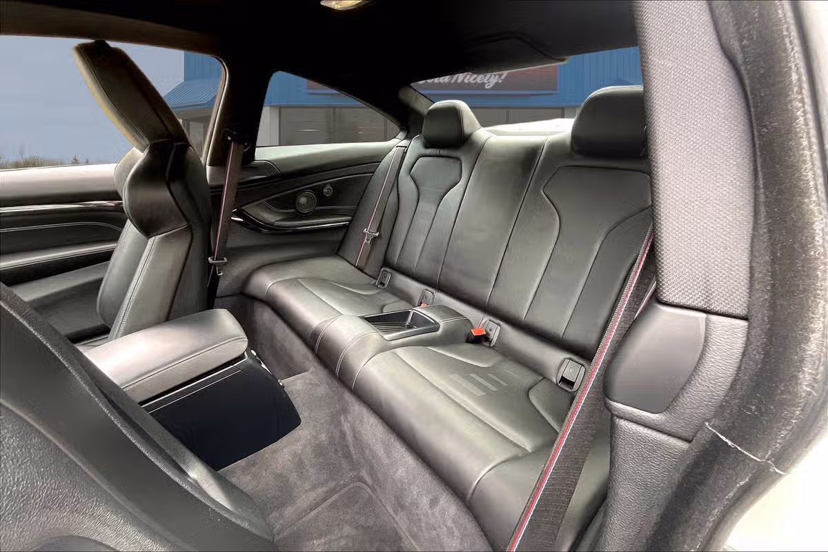 2019 BMW M4 Competition Image 24
